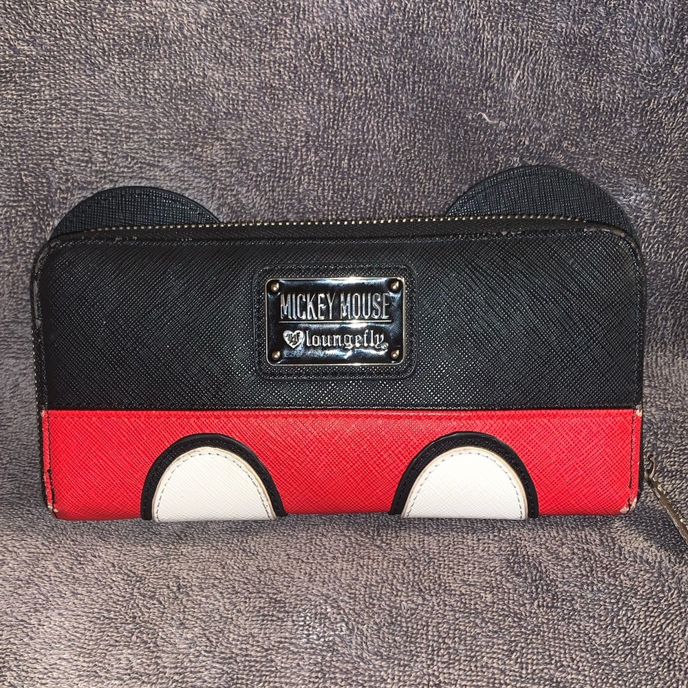 Loungefly Mickey Mouse Wallet